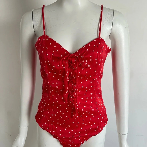 NWOT ZARA Red Satin Laced V-NECK Viscose Blend Stars Print BODYSUIT SIZE Large - Picture 3 of 8